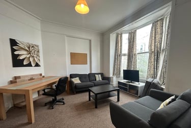 6 bed house, North Road East, North Hill, Plymouth, PL46AN - Image 10